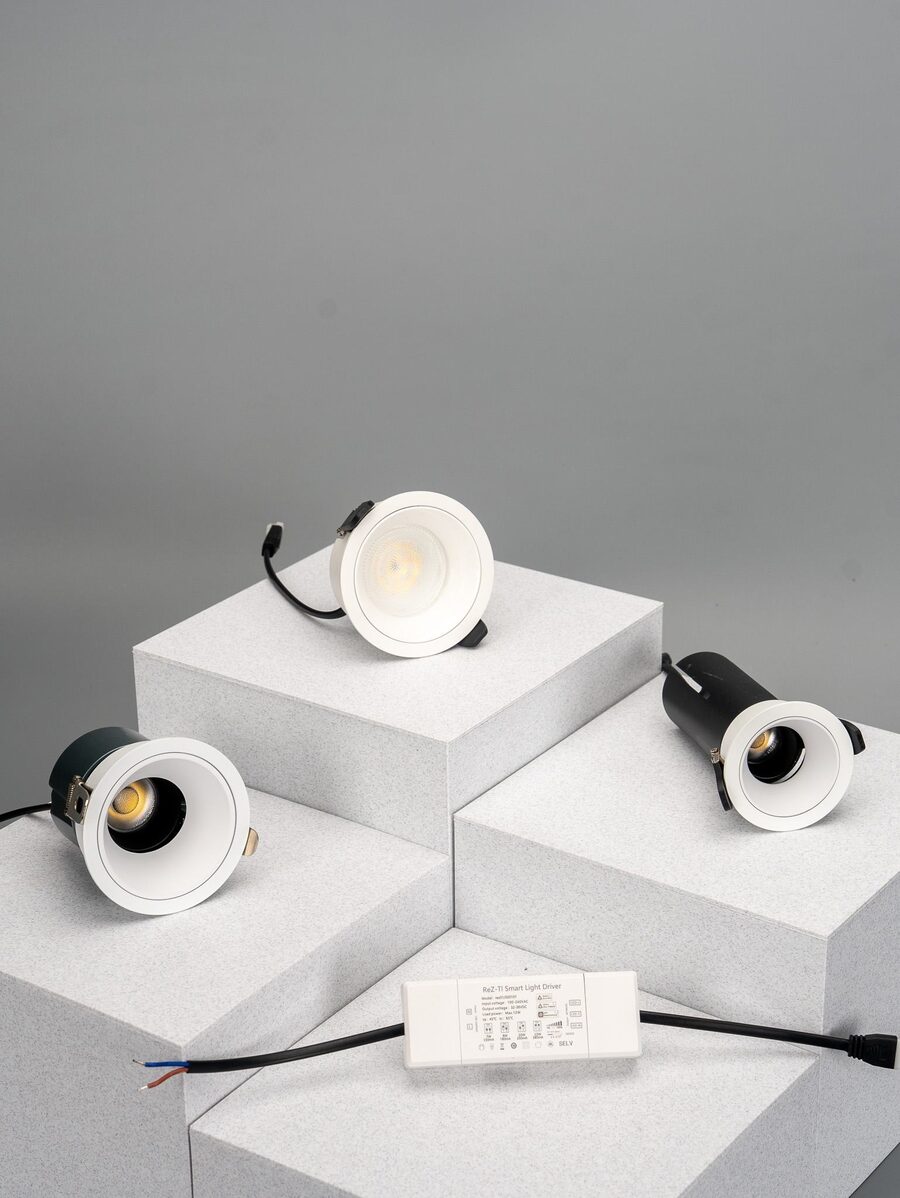 Đèn downlight và spotlight thông minh AIGLOBAL